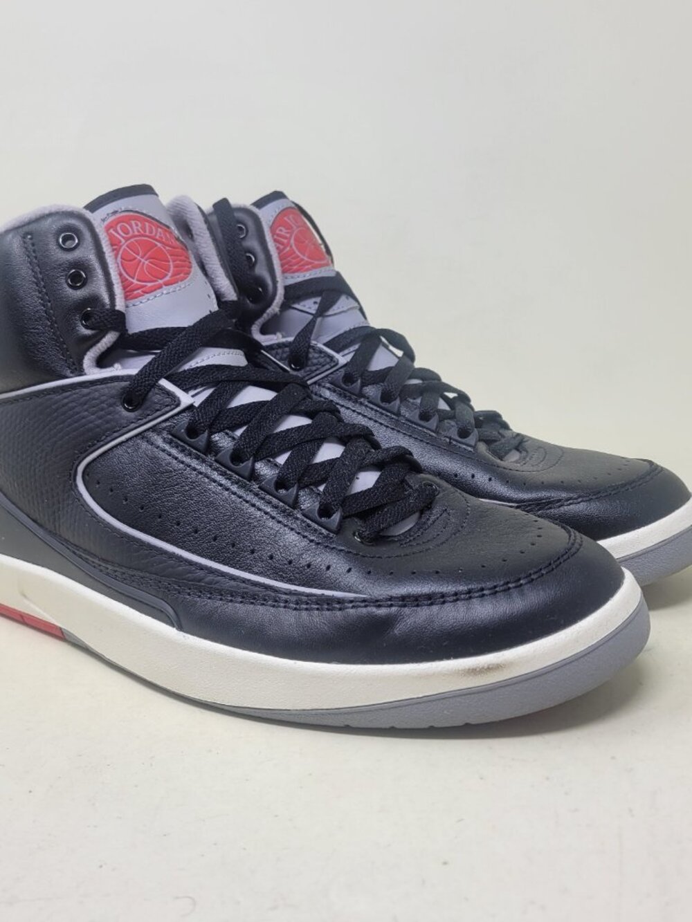 Men's 10 Air Jordan 2 Retro “Black Cement” Black/Cement Grey/Fire Red DR8884-001